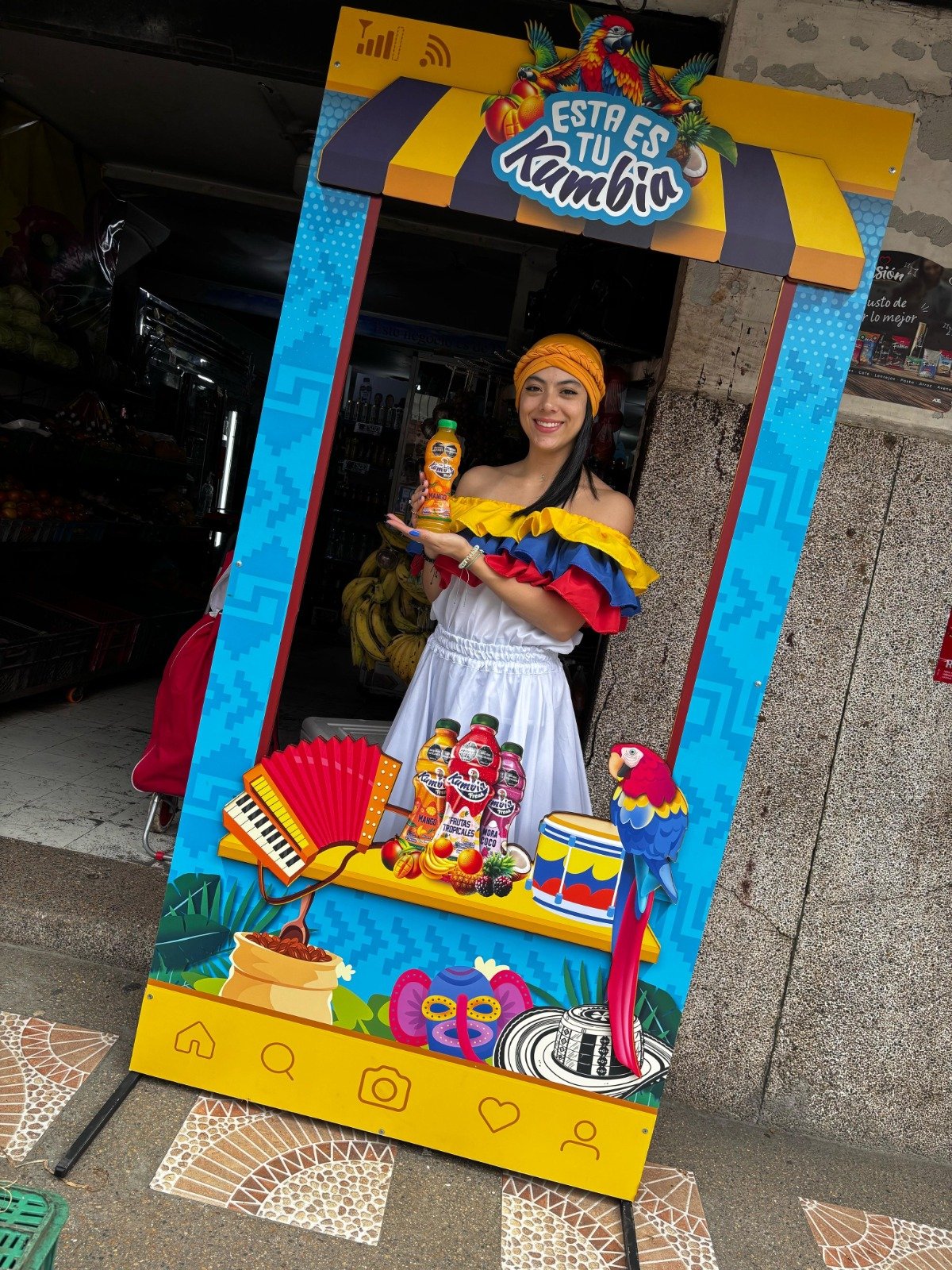 Logo, Costume, Advertising, Person, Dress, Clothing — Campañas Pereira Manizales Armenia | Focus Modelos ABTL Agencia BTL Eje Cafetero