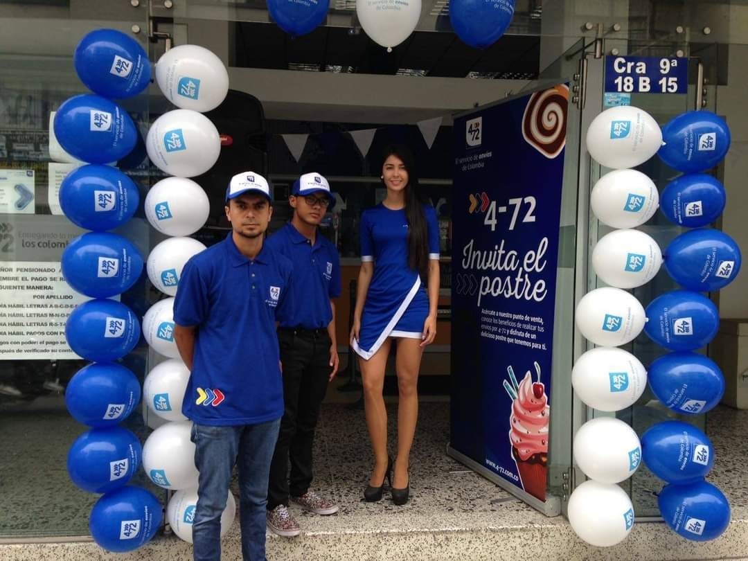 Smile, Balloon, Party Supply, Fun, Leisure, Logo, Dress, Top, Person — Campañas Pereira Manizales Armenia | Focus Modelos ABTL Agencia BTL Eje Cafetero