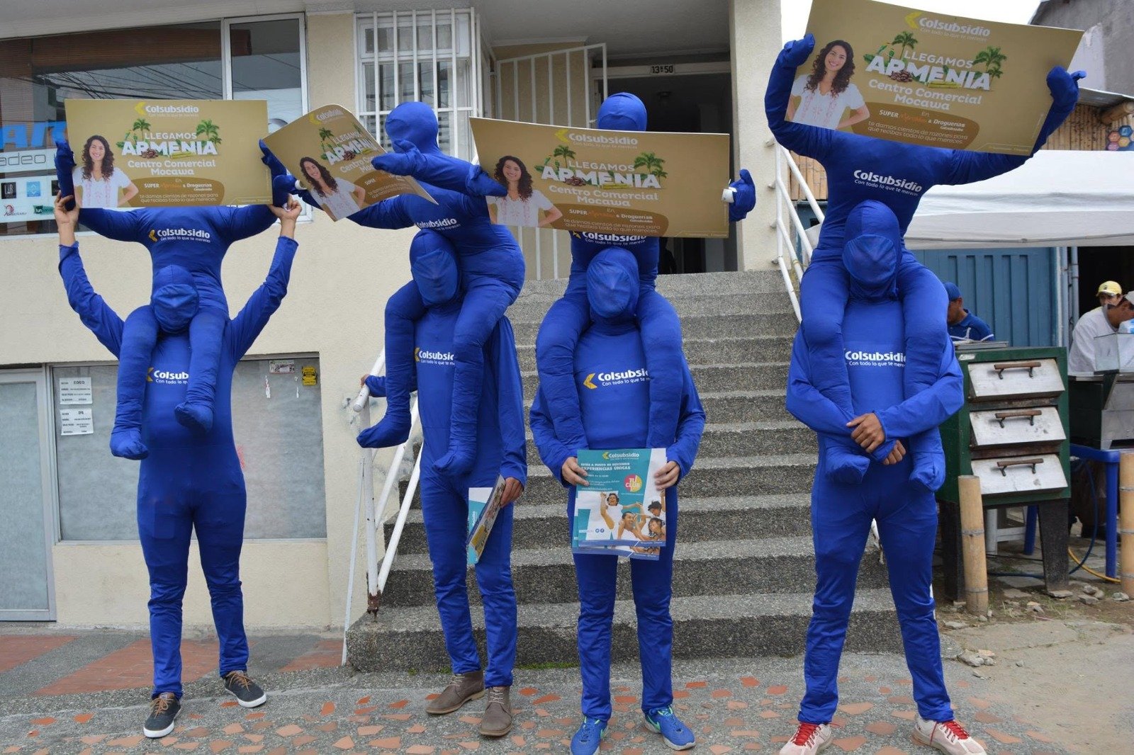 Logo, Costume, Pants, Person, Outerwear — Campañas Pereira Manizales Armenia | Focus Modelos ABTL Agencia BTL Eje Cafetero
