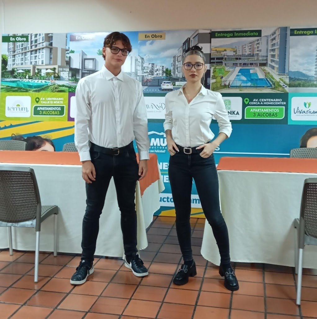 Smile, Advertising, Job, Pants, Top — Campañas Pereira Manizales Armenia | Focus Modelos ABTL Agencia BTL Eje Cafetero