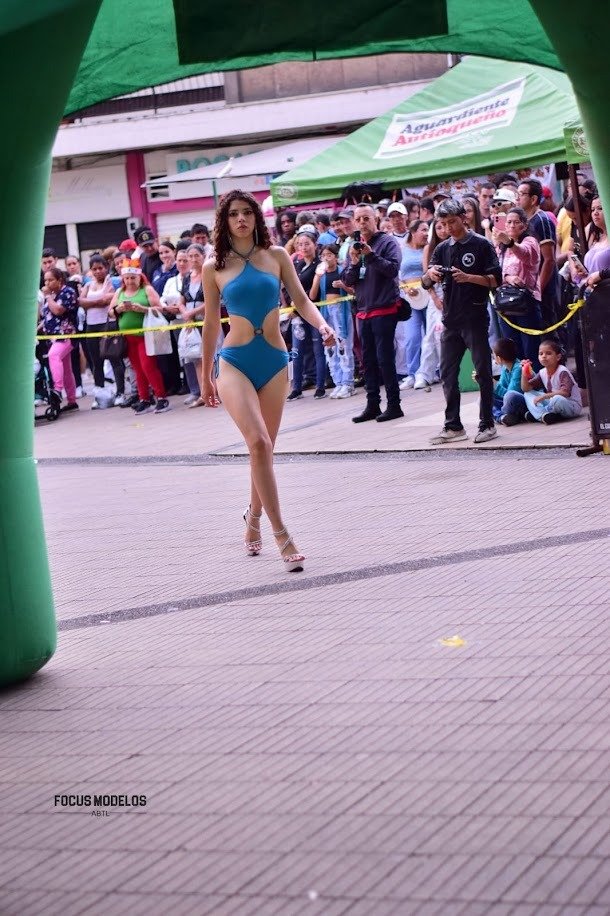 Thigh, Undergarment, Bra, Entertainment, Lingerie Top, Lingerie, Person, Clothing — Pasarelas y castings Pereira Manizales Armenia | Focus Modelos ABTL Agencia BTL Eje Cafetero