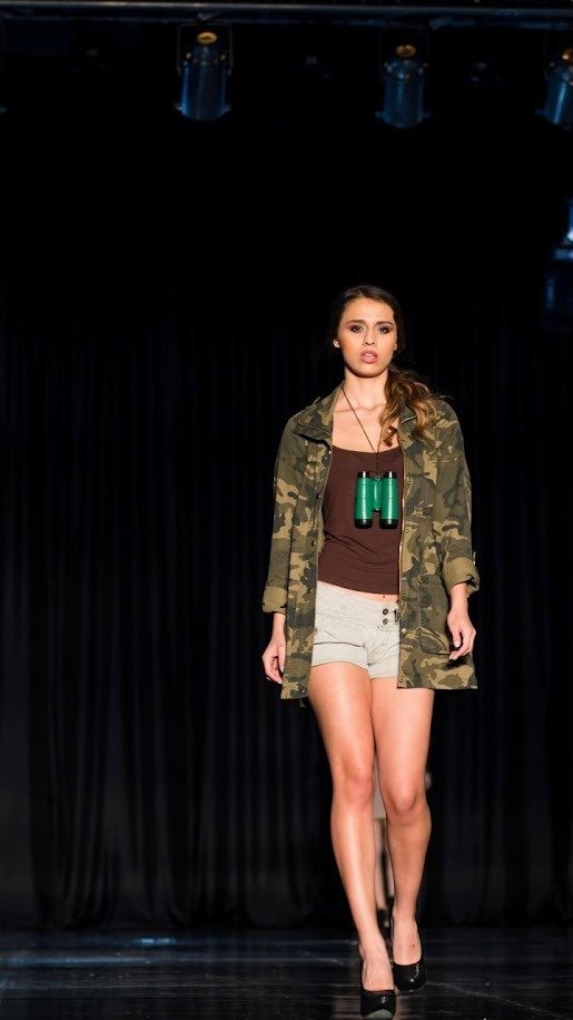 Sleeve, Face, Fashion, Thigh, Beauty, Fashion show, Person, Top, Shorts, Shoe — Pasarelas y castings Pereira Manizales Armenia | Focus Modelos ABTL Agencia BTL Eje Cafetero