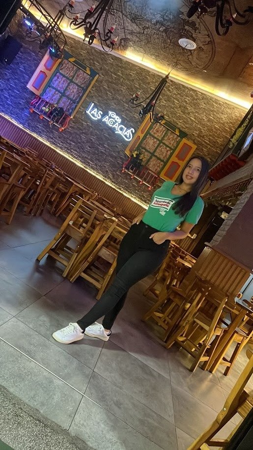 Night, Restaurant, Chair, Midnight, Bar, Light fixture, Top, Pants, Person, Shoe — Infashion Pereira Manizales Armenia | Focus Modelos ABTL Agencia BTL Eje Cafetero