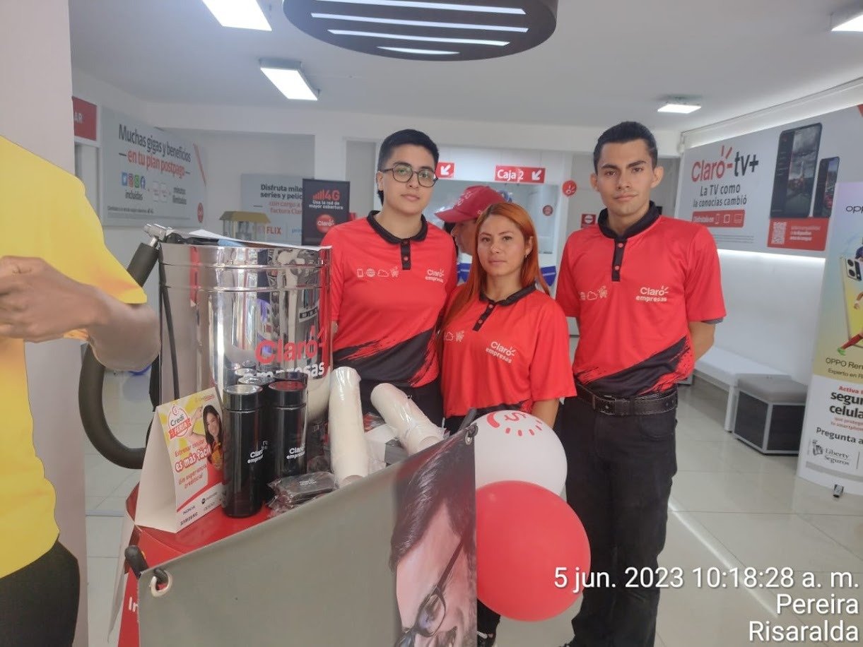 T-shirt, Customer, Logo, Advertising, Person, Pants, Balloon — Campañas Pereira Manizales Armenia | Focus Modelos ABTL Agencia BTL Eje Cafetero