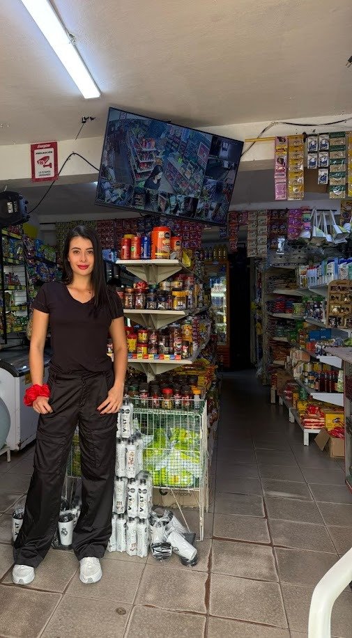 Retail, Customer, Shelf, Convenience store, Shopping, Shelving, Person, Top, Pants — Campañas Pereira Manizales Armenia | Focus Modelos ABTL Agencia BTL Eje Cafetero