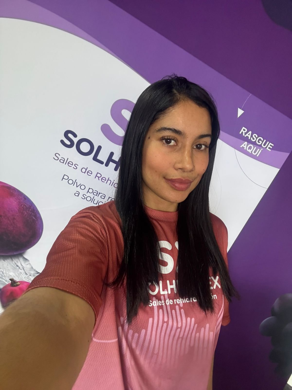 Smile, Happiness, Facial expression, Logo, Top, Person, Clothing — Campañas Pereira Manizales Armenia | Focus Modelos ABTL Agencia BTL Eje Cafetero